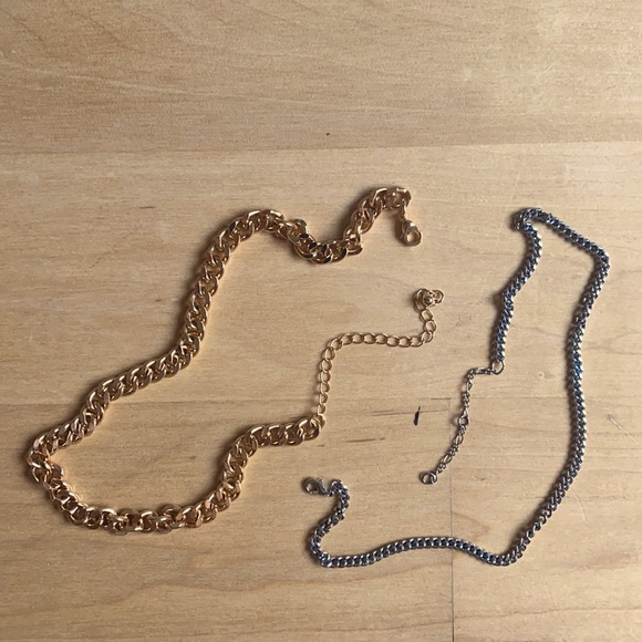 Necklace SET- gold 16in and silver 14in - Picture 5 of 5